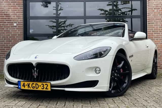 Maserati GranCabrio (2013) thumbnail 1
