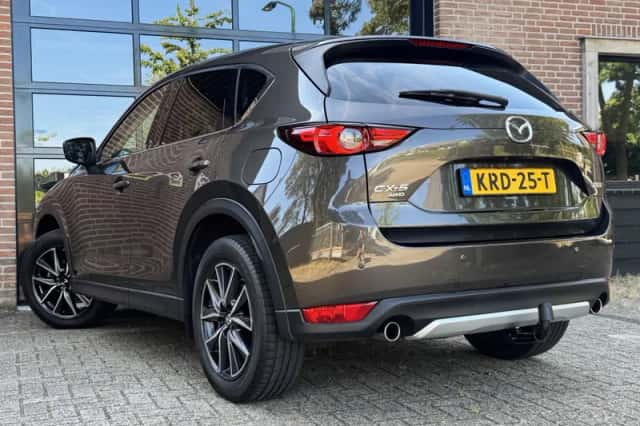 Mazda CX-5 (2017) thumbnail 3