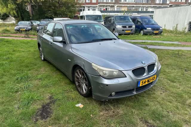 BMW 5-Serie (2003) thumbnail 2