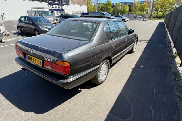 BMW 7-Serie (1994) thumbnail 6