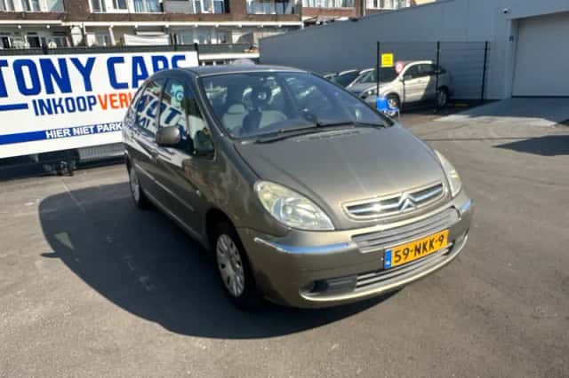 Citroën Xsara Picasso (2010) thumbnail 1