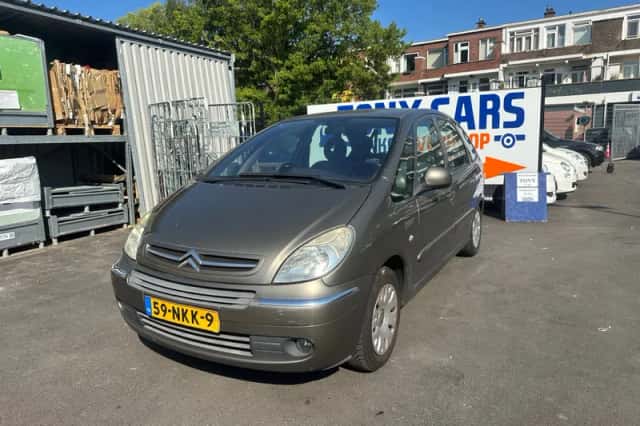 Citroën Xsara Picasso (2010) thumbnail 2