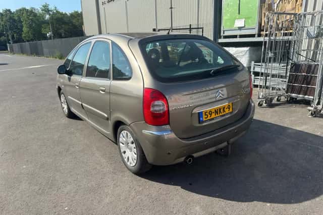 Citroën Xsara Picasso (2010) thumbnail 3