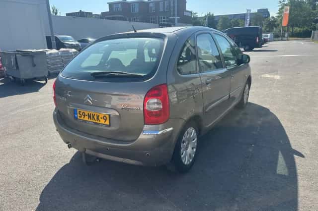 Citroën Xsara Picasso (2010) thumbnail 4