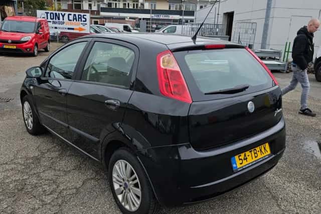 Fiat Grande Punto (2006) thumbnail 3