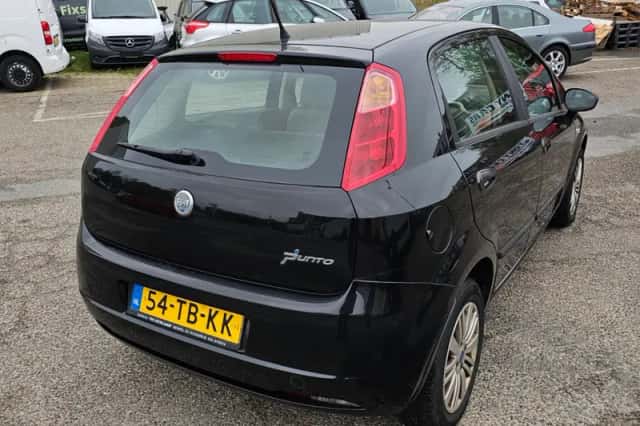 Fiat Grande Punto (2006) thumbnail 4