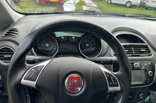 Fiat Punto (2017) thumbnail 5
