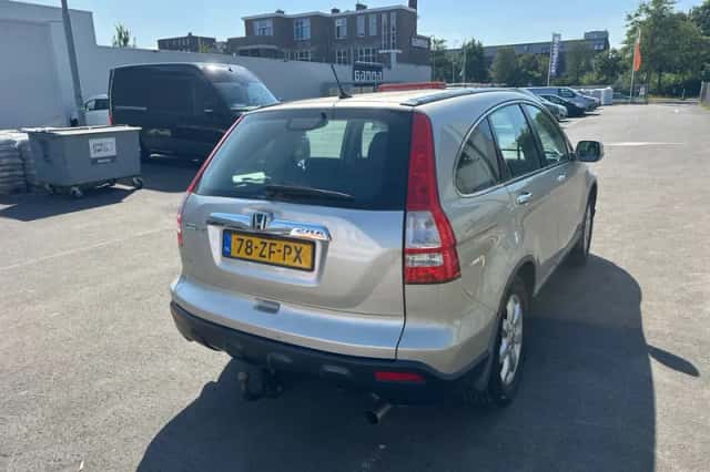 Honda CR-V (2008) thumbnail 4