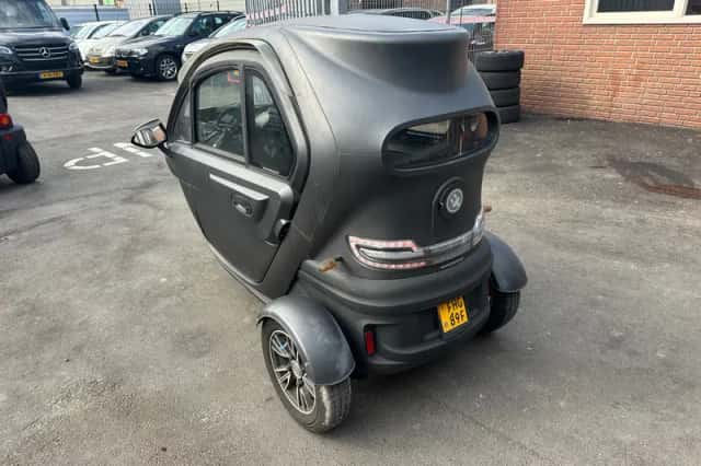 Move Brommobiel (2021) thumbnail 3