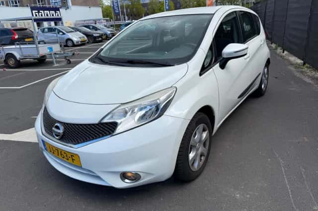 Nissan Note (2016) thumbnail 1