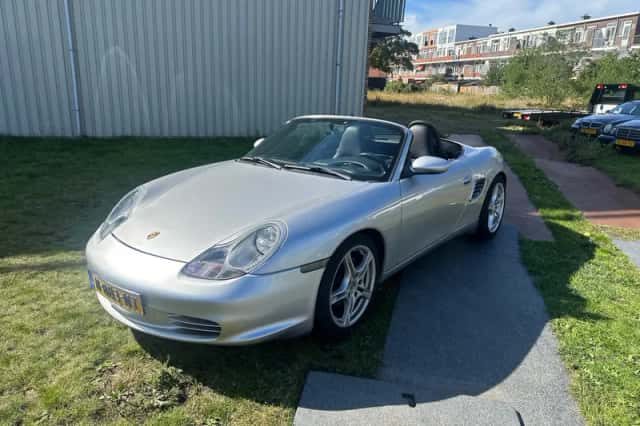 Porsche Boxster (2005) thumbnail 1