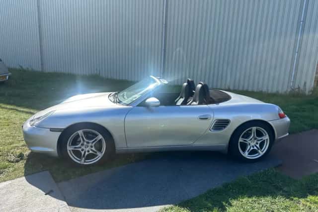 Porsche Boxster (2005) thumbnail 2