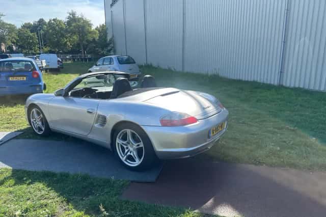 Porsche Boxster (2005) thumbnail 3