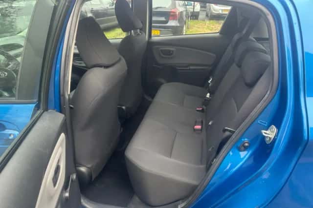 Toyota Yaris (2016) thumbnail 6