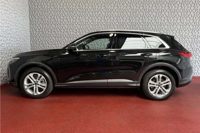 Audi Q5 (2026) thumbnail 2