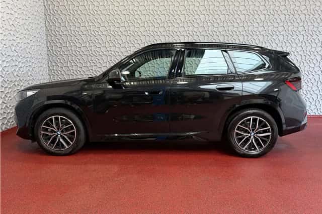 BMW X1 (2025) thumbnail 3