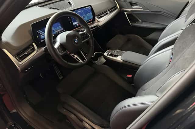 BMW X1 (2025) thumbnail 3