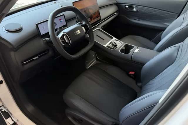 Geely Starray (2026) thumbnail 3