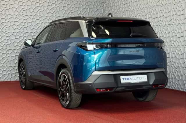 Peugeot 5008 (2025) thumbnail 2