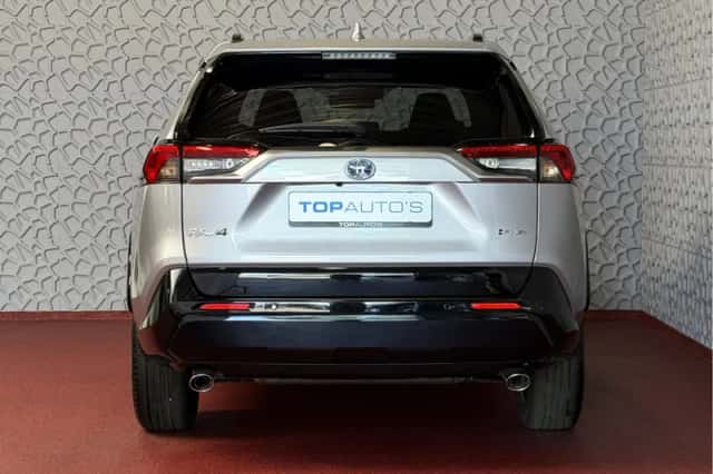 Toyota RAV4 (2026) thumbnail 6