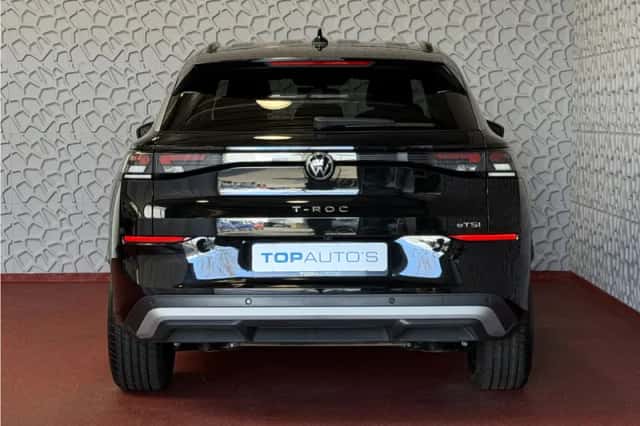 Volkswagen T-Roc (2026) thumbnail 5