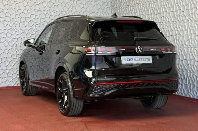 Volkswagen Tiguan (2026) thumbnail 2
