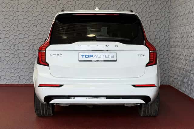 Volvo XC90 (2025) thumbnail 6