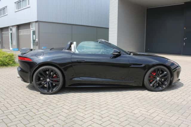 Jaguar F-Type (2015) thumbnail 5