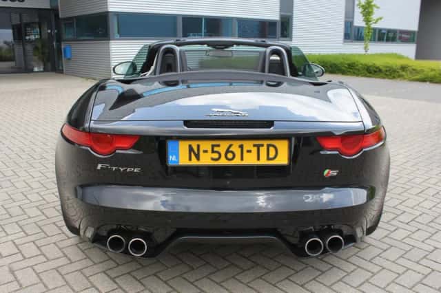 Jaguar F-Type (2015) thumbnail 6