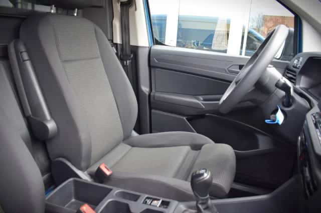 Volkswagen Caddy (2023) thumbnail 4