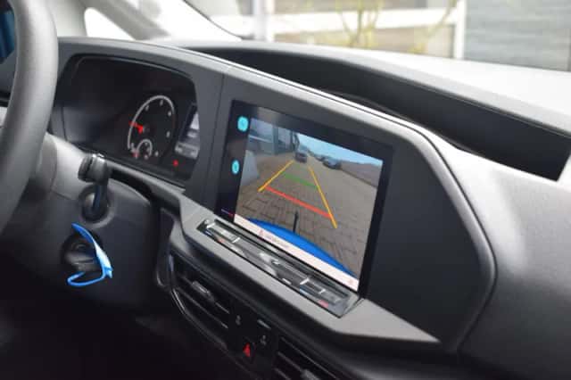 Volkswagen Caddy (2023) thumbnail 6