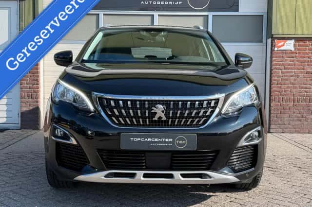 Peugeot 3008 (2018) thumbnail 2