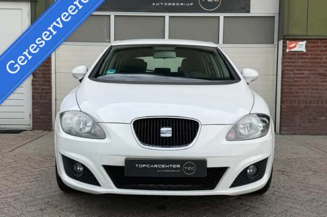 SEAT Leon (2012) thumbnail 2