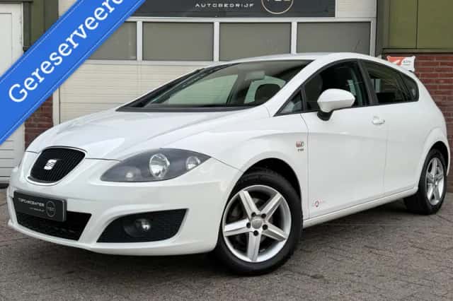 SEAT Leon (2012) thumbnail 3
