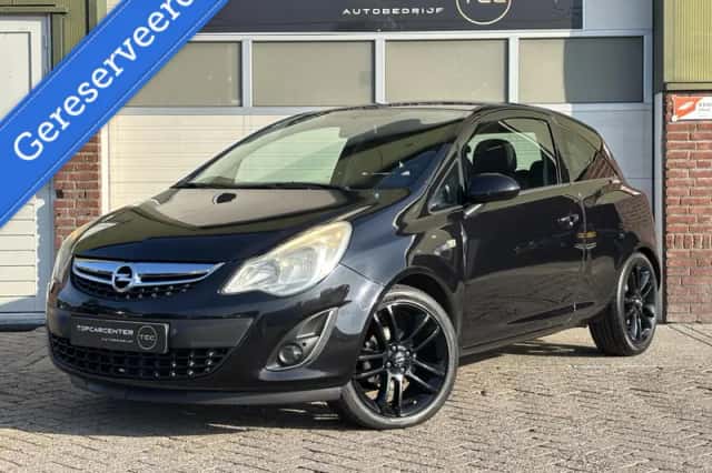 Opel Corsa (2011) thumbnail 3