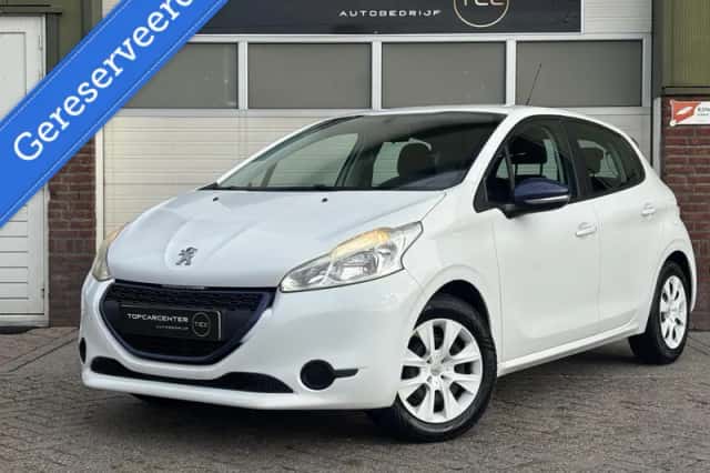 Peugeot 208 (2014) thumbnail 3