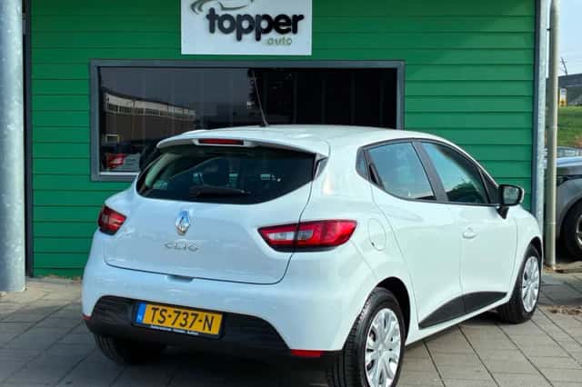 Renault Clio (2014) thumbnail 3