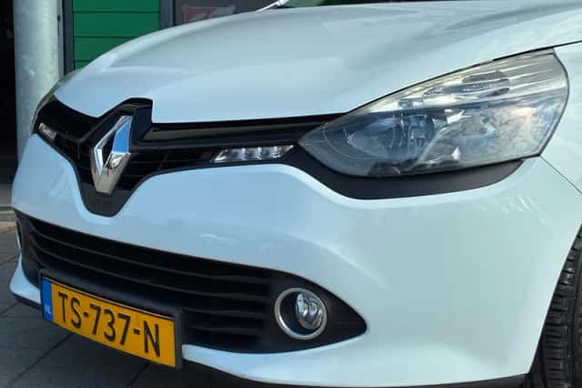 Renault Clio (2014) thumbnail 5