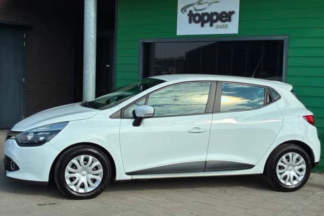 Renault Clio (2014) thumbnail 6
