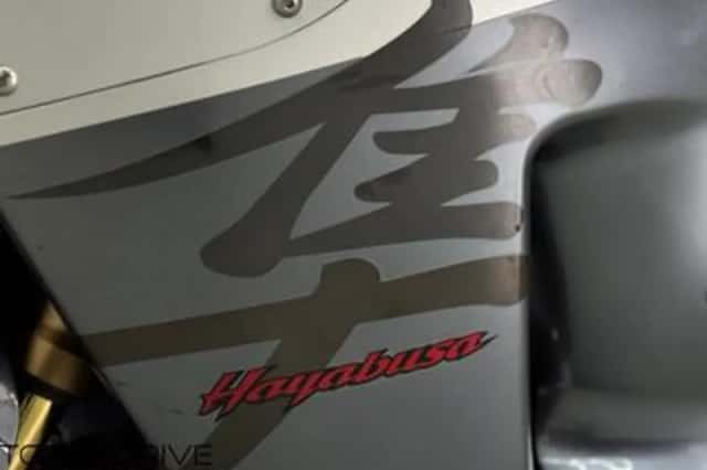 Suzuki HAYABUSA (2003) thumbnail 6