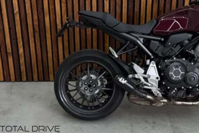 Honda CB (2023) thumbnail 4