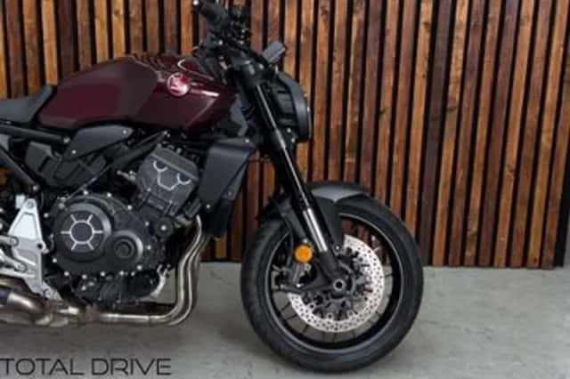 Honda CB (2023) thumbnail 5