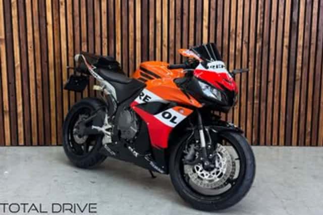 Honda CBR (2007) thumbnail 1