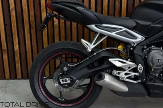 TRIUMPH STREET (2019) thumbnail 2