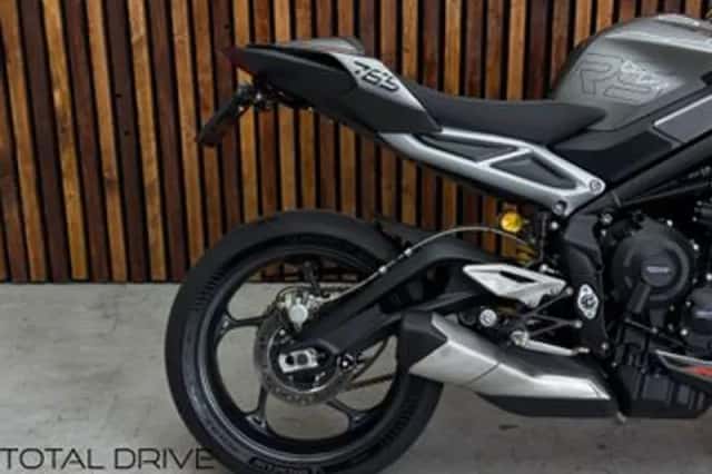 TRIUMPH STREET (2023) thumbnail 2