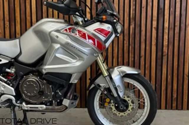 YAMAHA XT (2011) thumbnail 4