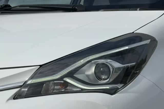 Toyota Yaris (2019) thumbnail 6