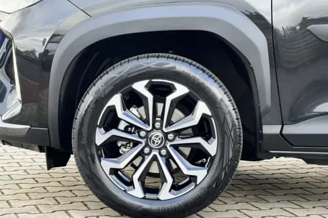 Toyota Yaris Cross (2023) thumbnail 4