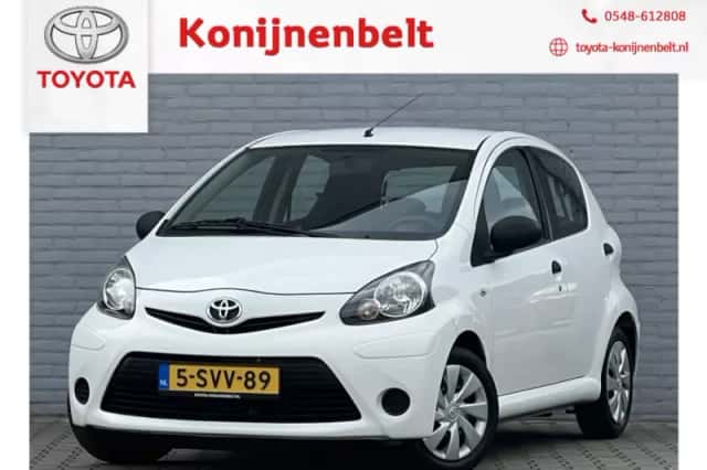 Toyota Aygo (2014) thumbnail 1
