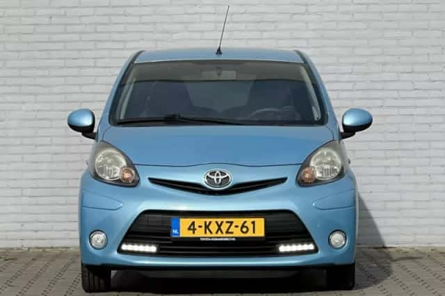 Toyota Aygo (2013) thumbnail 5